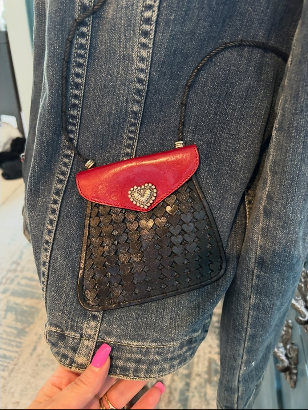Y2K Brighton Lg Demin Jacket Purse/Sunglasses/Wristlet/Heart Appliqué EUC - Picture 11 of 17
